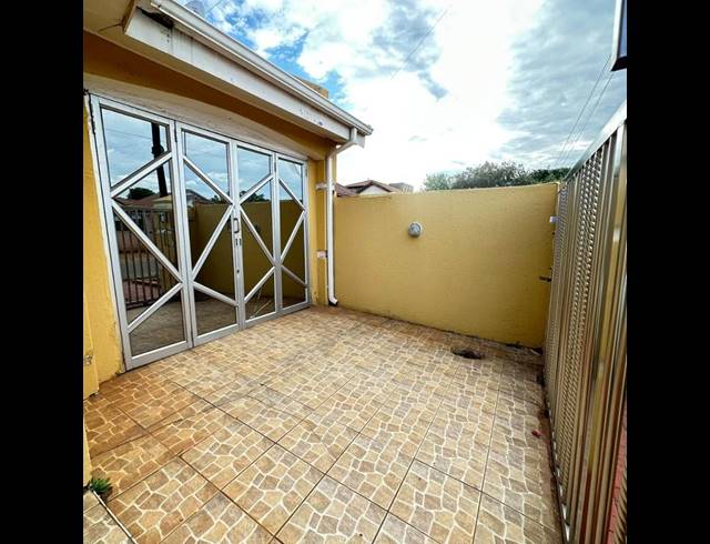 3 BEDROOM PROPERTY TO RENT IN PROTEA GLEN